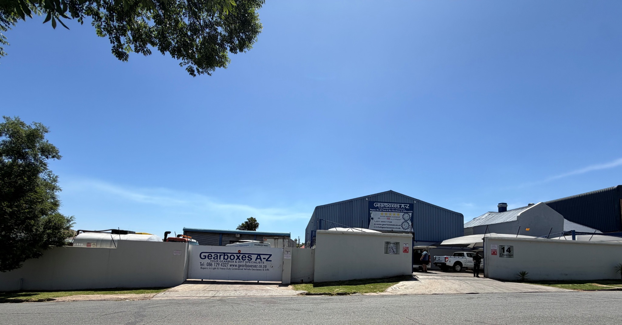 Gearboxes A-Z workshop frontage at 14 First Avenue, Alberton